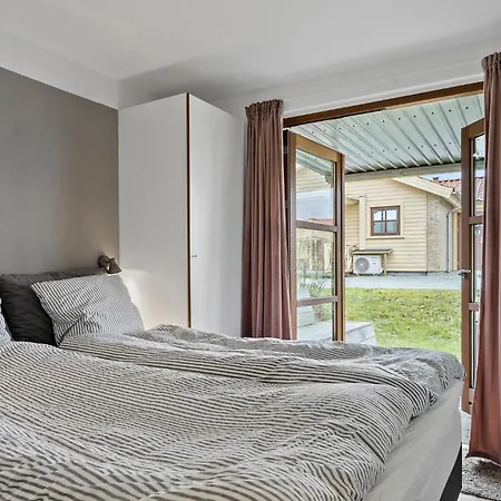 3 Bedroom Nice Home In Egernsund Nyaraló *